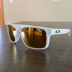 OAKLEY HOLBROOK SHAWN WHITE SUNGLASSES
